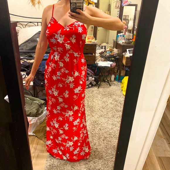 H&M Dresses Hm Red Maxi Dress Wwhite Flowers Slit On The Side Size 4 Poshmark